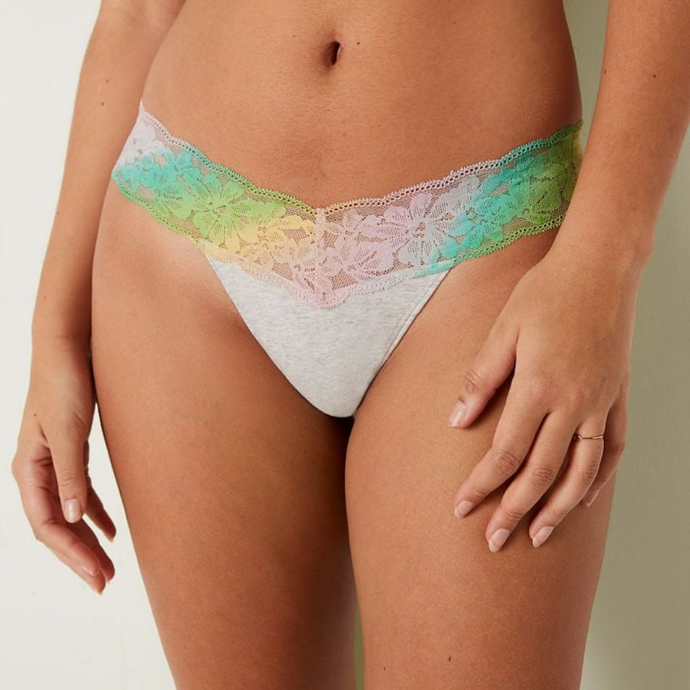 🌈NEW Women's PINK Lace Trim Thong Panty Rainbow Waist size Small🌈